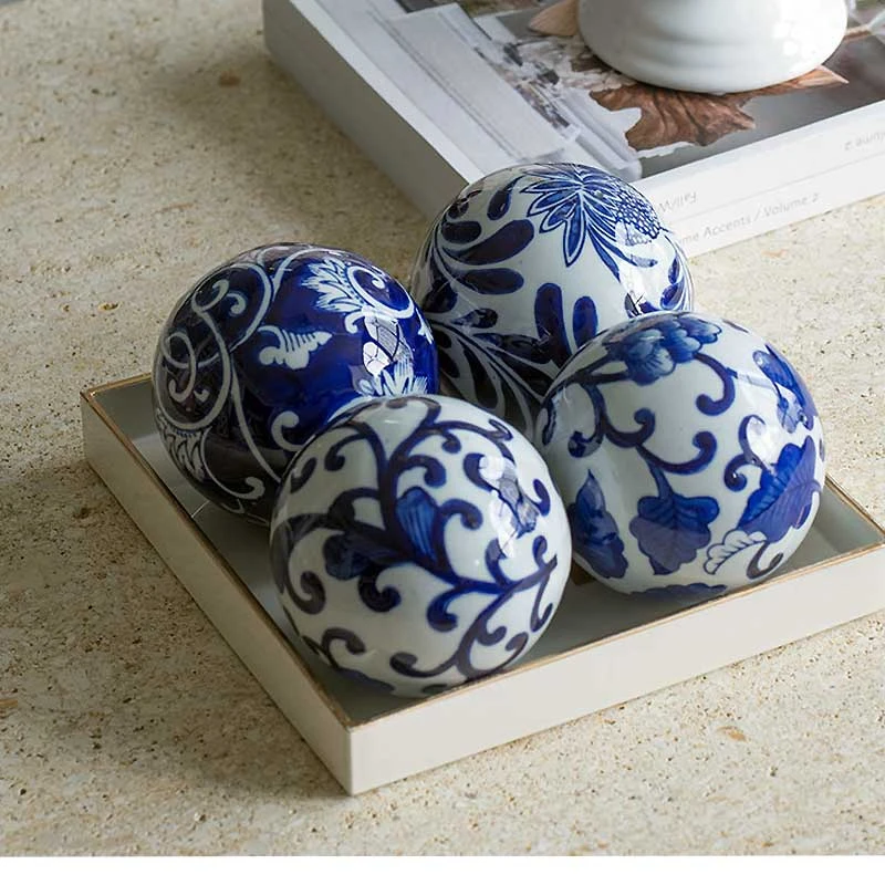 Ensemble 4 Boules Décoratives Bleue Blanche 10cm
