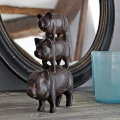 FAMILLE COCHONS EN FONTE